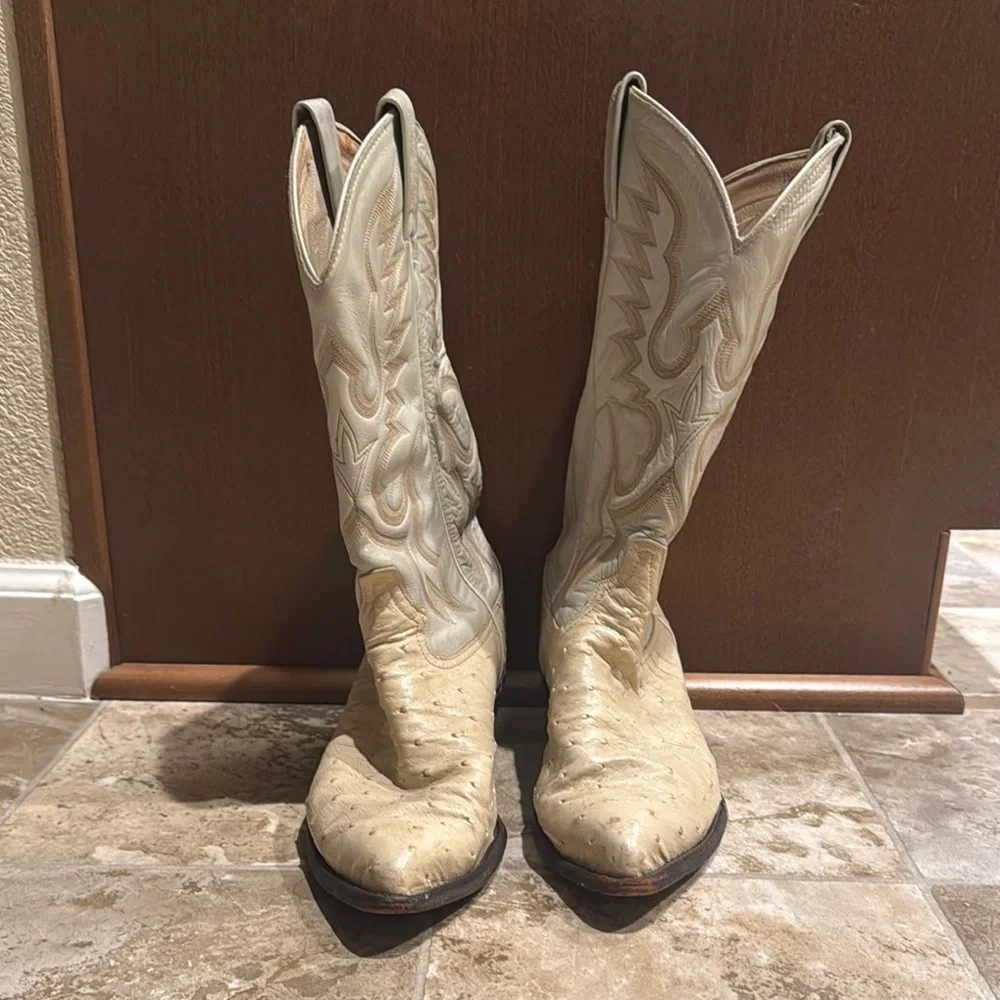 Tony Lama Ostrich Size 8 Off White/Beige Boots